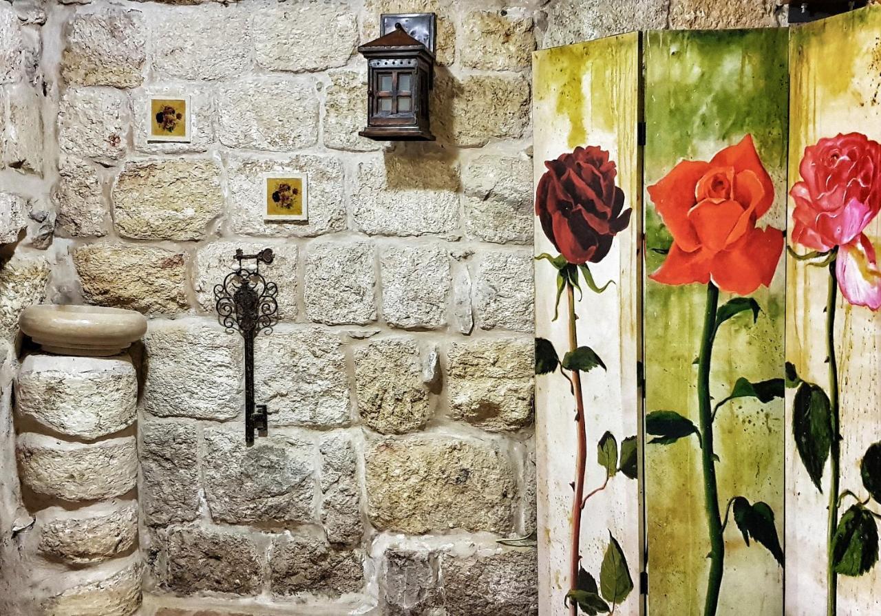 19Th Century Magical House In Galilee Eilabun Exterior foto